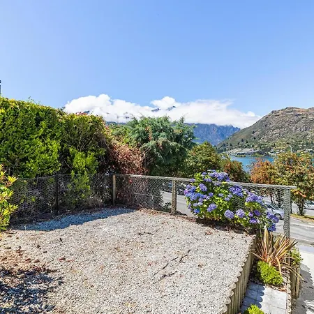 Lovely Marina Views And Sunny Balcony Queenstown Exterior photo