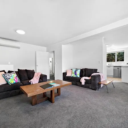 Lovely Marina Views And Sunny Balcony Queenstown Exterior photo