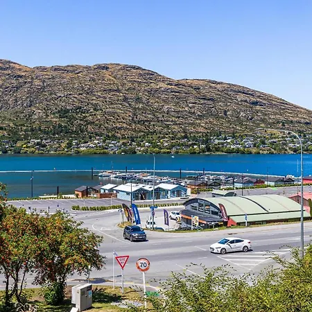 Lovely Marina Views And Sunny Balcony Queenstown Exterior photo